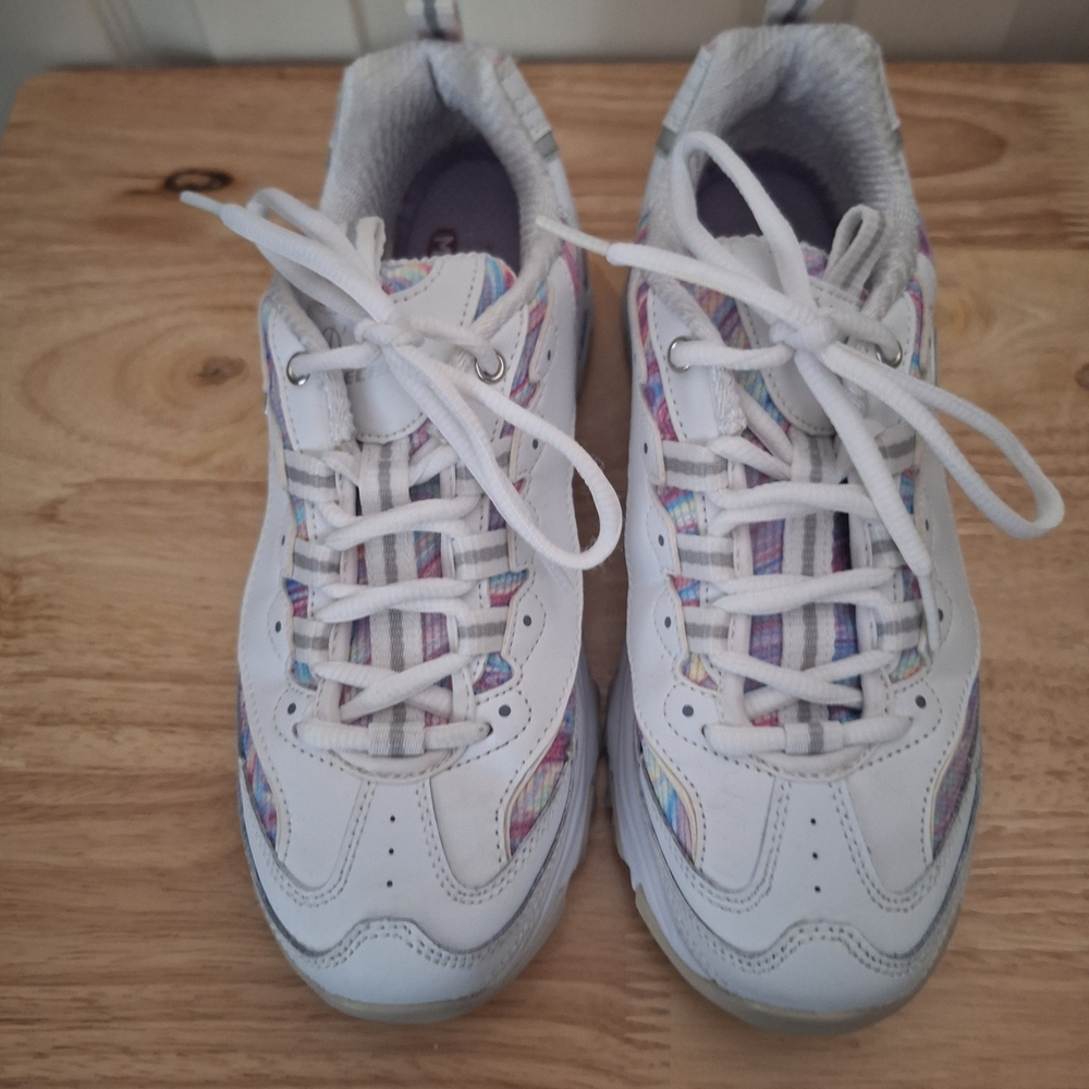 Skechers D'Lites White Sneakers with Pastel Highlights Size 6.5 - Picture 2 of 4